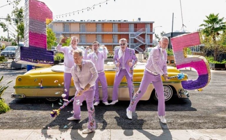 ME FIRST AND THE GIMME GIMMES – Neues der All-Star-Cover-Band